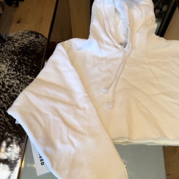NWT TNA Cozy AF White Cropped Hoodie - Size 1 (XS/S) - Picture 3 of 8